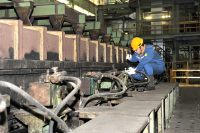 寶鋼股份鍍錫板廠加大電輥壓輥點檢力度