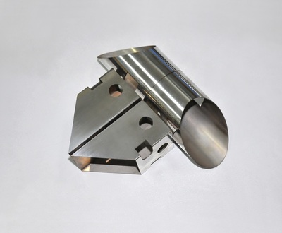 如何挑選靠譜的金屬管材激光切割機廠家