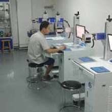 深圳市寶安區(qū)石巖永宏達(dá)五金制品廠 專(zhuān)業(yè)制造標(biāo)牌、銘牌及金屬配件